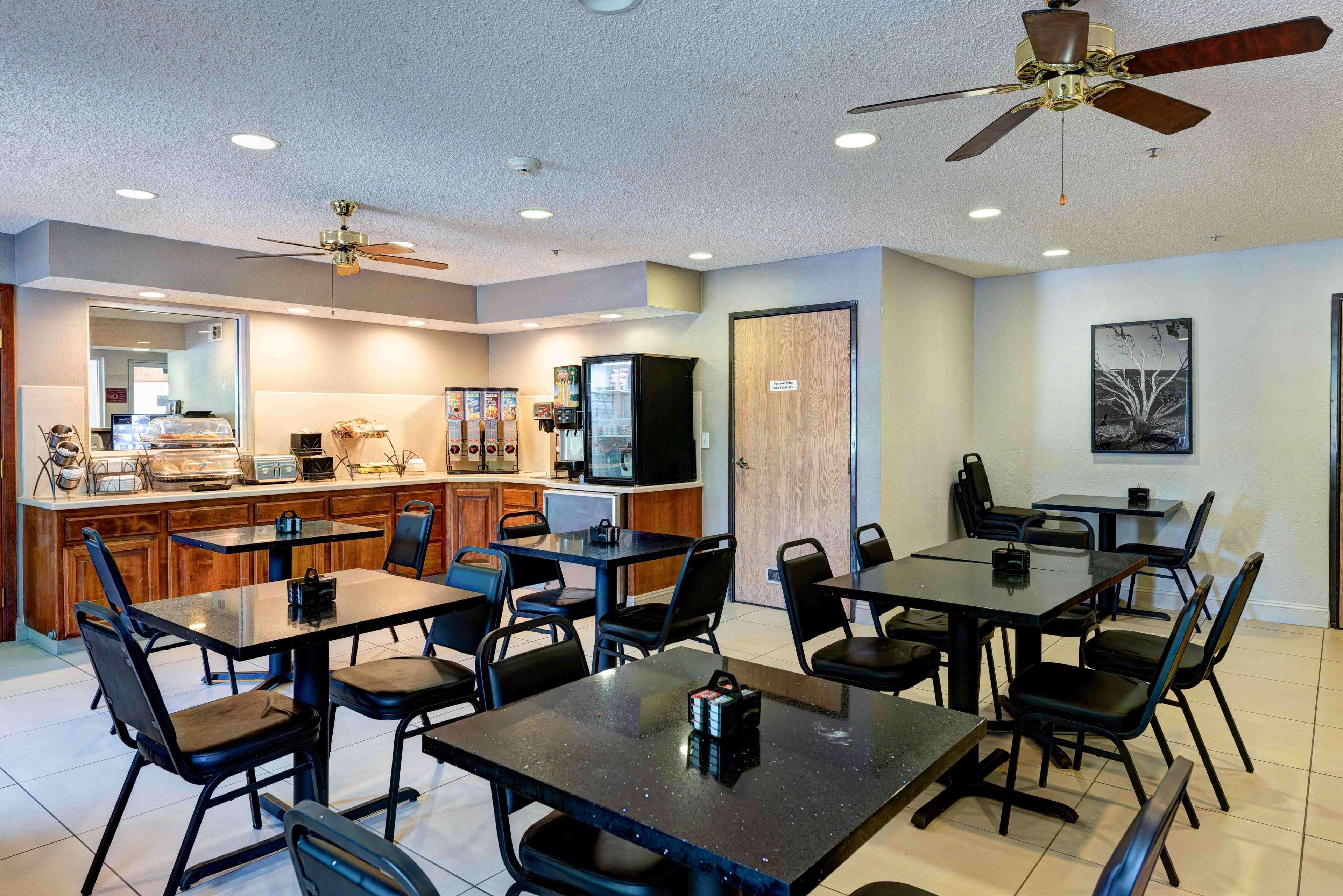 Surestay Plus Hotel By Best Western רדינג מראה חיצוני תמונה