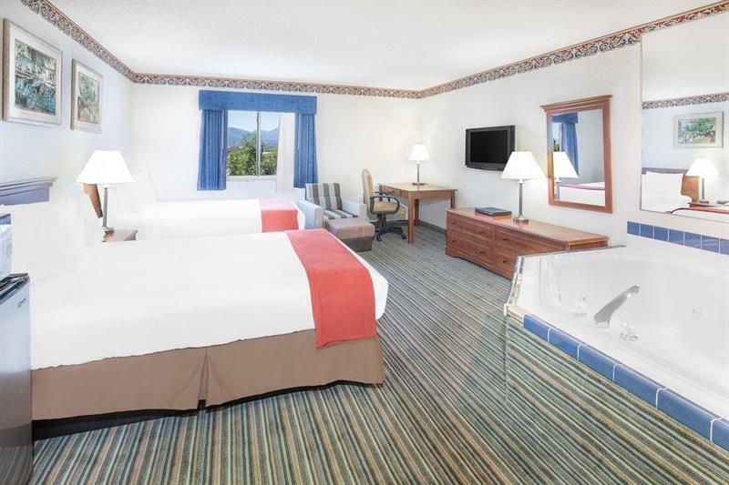 Surestay Plus Hotel By Best Western רדינג מראה חיצוני תמונה